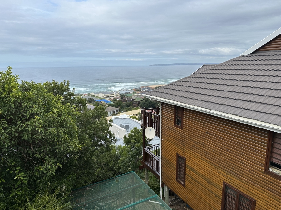 6 Bedroom Property for Sale in Outeniqua Strand Western Cape